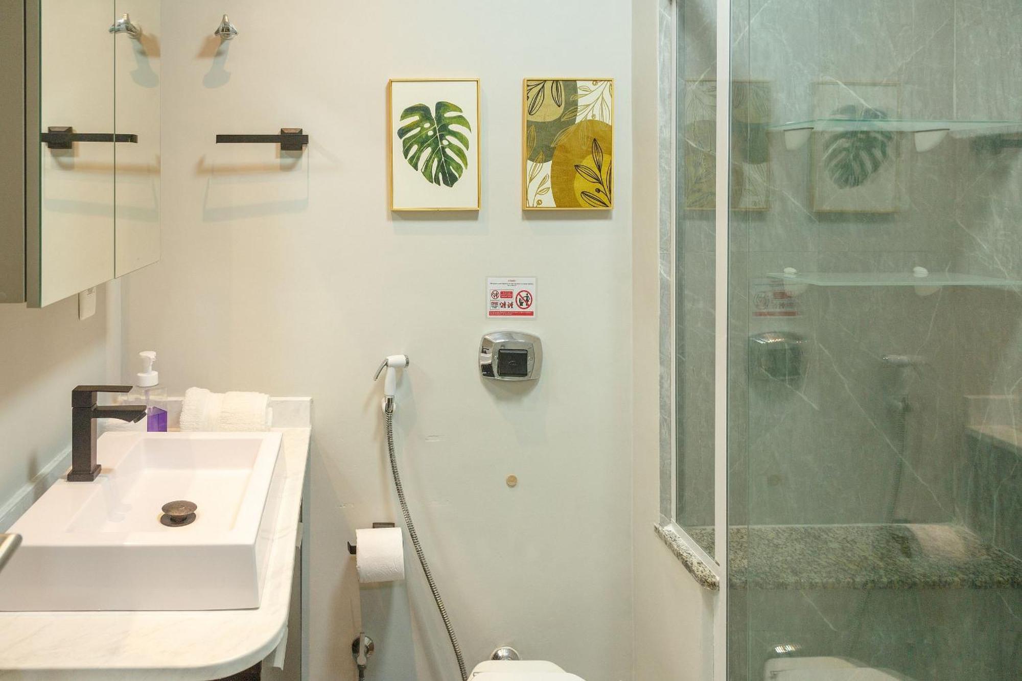 Apartemen 2 Quartos 200m Da E Ao Lado Dos Shoppings Leblon *